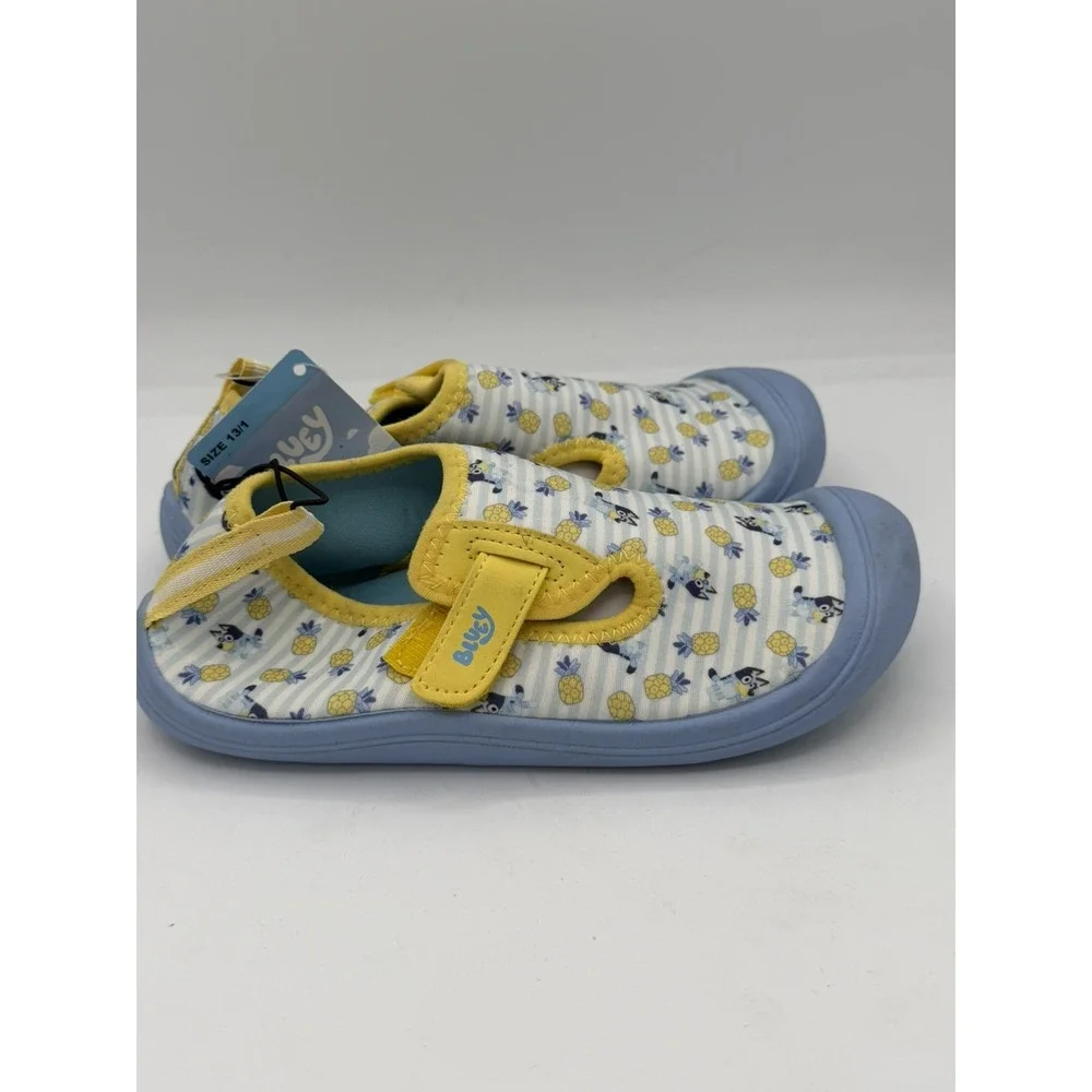 NWT Bluey Kids Water Shoes Bingo Pineapple Design Size 13/1